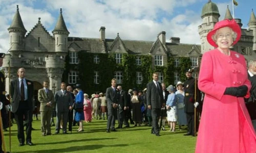 Bật mí sự thật cực thú vị về Nữ hoàng Elizabeth II