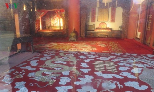 Đột nhập chốn phòng the của Hoàng đế trong Tử Cấm Thành