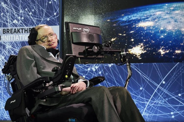 Tiên tri khủng khiếp của Stephen Hawking về Trái đất
