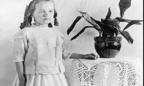 Cái chết bi thảm của bé gái trong thảm kịch chìm tàu 1915