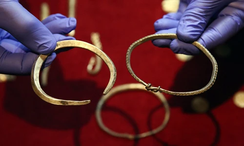 Mãn nhãn kho báu vàng bạc vô giá từ thời Viking