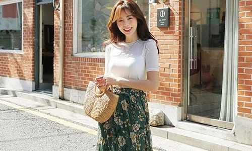 Gợi ý cách phối đồ cực xinh cho nàng "bung lụa" dịp 30/4