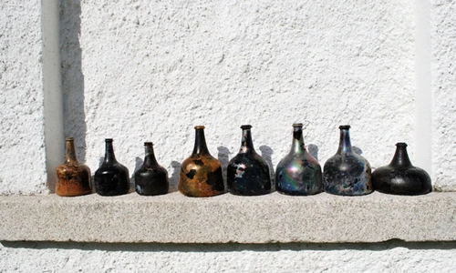 Khám phá kho cổ vật vô giá trong lâu đài Ireland