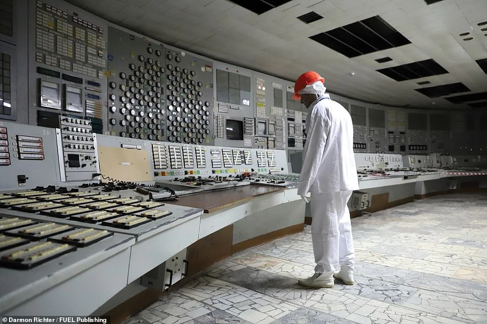 Bên trong “vùng đất chết” Chernobyl sau 34 năm thảm kịch hạt nhân 