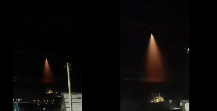 Vệt ánh sáng bí ẩn mới xuất hiện ở Nga: UFO hay thiên thạch rơi?