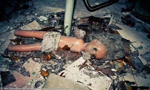 Rùng rợn trường học bỏ hoang sau thảm họa Chernobyl