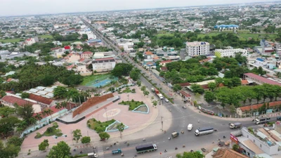 Loại đối thủ quen mặt, Thuận Phúc Hảo sửa đường ấp Tân Bình