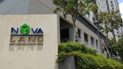 NovaGroup và ái nữ ông Bùi Thành Nhơn bán 11,3 triệu cổ phiếu NVL 