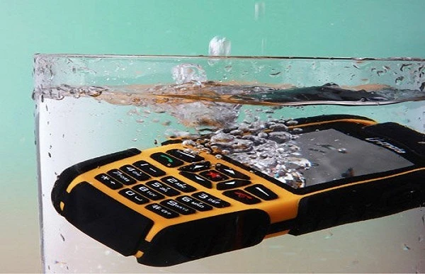 Điểm các điện thoại “cục gạch” được dân phượt cực yêu