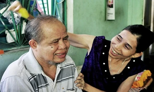 Cảm động câu chuyện tình cổ tích ở làng phong Quy Nhơn