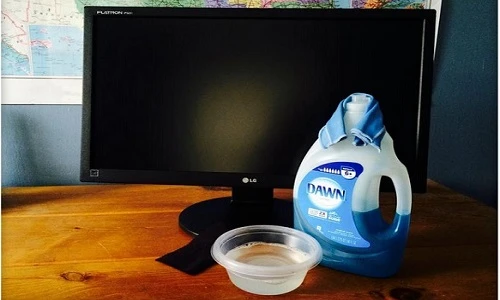 7 lỗi chí tử thường mắc khi vệ sinh màn hình tivi