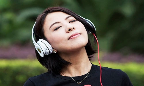 Mẹo sắm tai nghe bền, nghe nhạc siêu “bay“