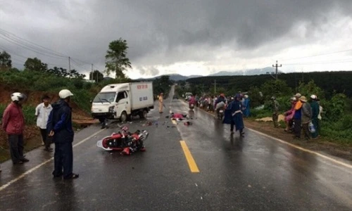 Những vụ tai nạn giao thông thảm khốc tuần qua (27/11-3/12)