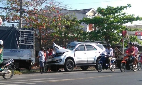 Những vụ tai nạn giao thông thảm khốc tuần qua (6-12/3)
