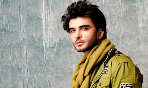 Chị em ngây ngất vì quân nhân Song Jong Ki phiên bản Pakistan