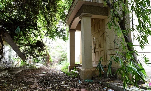 Ảnh: Cảnh hoang tàn tại biệt thự cựu Chủ tịch Hà Nội từng ở