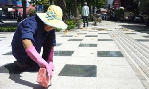 “Mổ xẻ” loại đá granite 1.000 tỷ lát vỉa hè đang “gây bão“