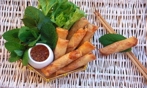 Cách làm nem rán tôm thịt dễ mà ngon