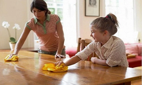 Mẹo làm sạch và bảo quản đồ gỗ khi trời hanh khô