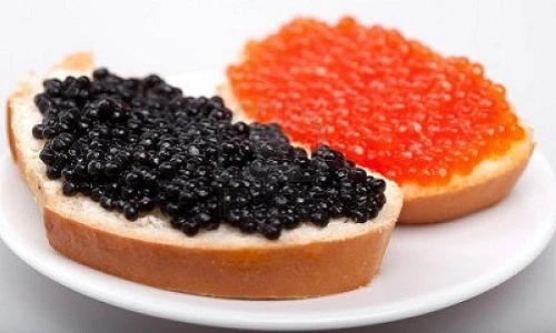 8 thực phẩm ngoại cực đắt đỏ ngày Tết