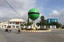 Công ty Thiên Tiến Vũ trúng loạt gói thầu tại Long Phú: Năng lực và "hệ sinh thái" quen thuộc?