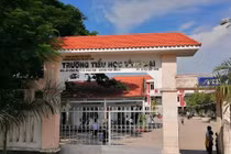 Vũ Nam trúng 6 gói xây lắp do Minh Nhân Lê mời thầu, tiết kiệm “nhỏ giọt”