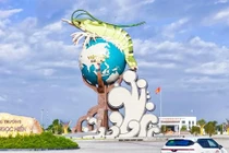 Công ty thiết bị điện Cà Mau liên tiếp nhận "mưa" gói thầu trang trí Tết 