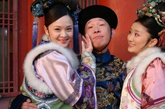 Vậy cuộc sống của các cung nữ trong hậu cung Trung Quốc thời xưa khó khăn như thế nào? Không chỉ ban ngày hầu hạ hoàng đế, ban đêm còn phải hầu hạ thái giám, vậy sự thật là gì?