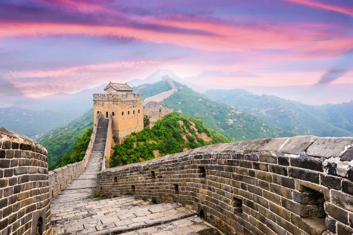 Nhằm bảo tồn Vạn Lý Trường Thành, Quỹ bảo tồn Di sản Văn hóa Trung Quốc đã phát động chiến dịch quyên góp tiền để bảo tồn những tường thành bị xuống cấp. Đồng thời, cơ quan chức năng hy vọng chiến dịch sẽ giúp nâng cao nhận thức của công chúng trong việc bảo vệ Di sản Thế giới này. Ảnh: Getty Images.
