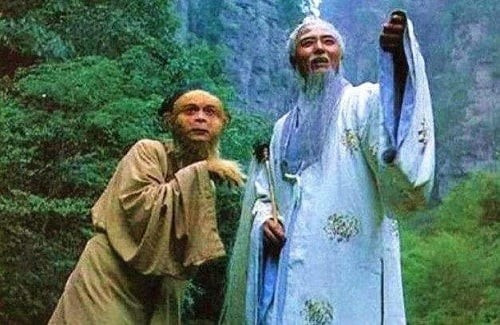 Pháp Nhãn: Pháp Nhãn là vũ khí lợi hại, có thể phân biệt được thiện - ác và có thể nhìn thấy sự việc ở quá khứ hoặc tương lai trong vòng 500 năm. Người tu luyện được loại Pháp nhãn này chính là Bồ Đề Tổ Sư.