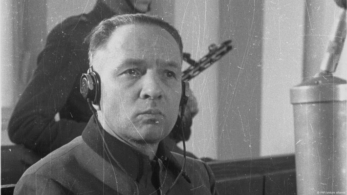 Một trong những quan chức Đức quốc xã khét tiếng nhất ở trại tập trung Sachsenhausen là Rudolf Höss - người sau này trở thành chỉ huy của trại tử thần Auschwitz. Rudolf Höss cùng nhiều lính canh đã hành hạ, tra tấn tù nhân khiến họ đau đớn cả về thể chất lẫn tinh thần. Ảnh: PAP/picture alliance.