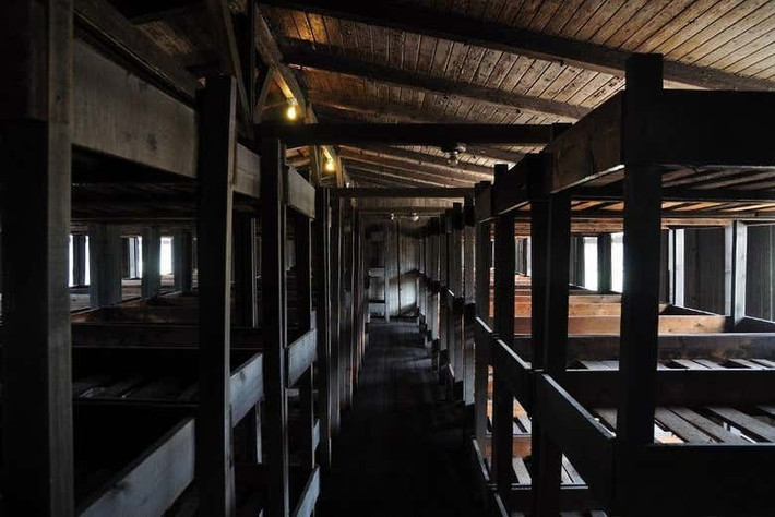 Do điều kiện sinh hoạt trong trại tập trung Sachsenhausen vô cùng khắc nghiệt nên không ít tù nhân chết vì đói hoặc bệnh tật. Ảnh: introducingberlin.com.