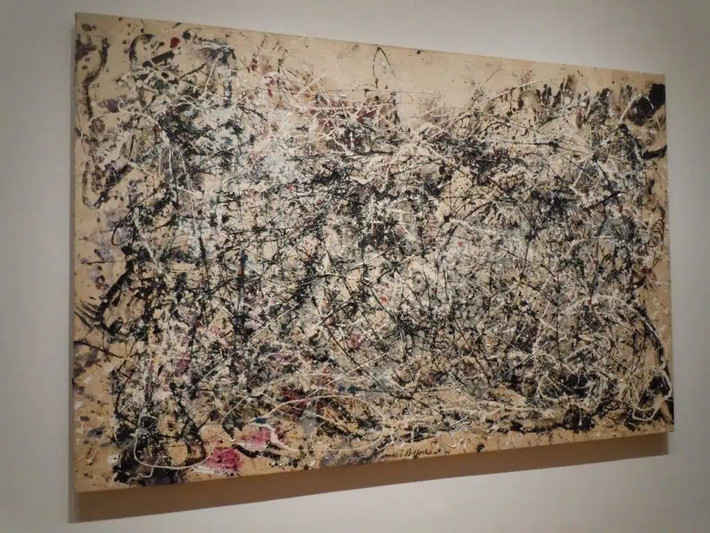Vào thời điểm loại sơn này xuất hiện, họa sĩ Pollock - một người nghiện rượu trong phần lớn cuộc đời - có lẽ không hề biết đến những nguy hiểm của nó. Ảnh: zmescience.