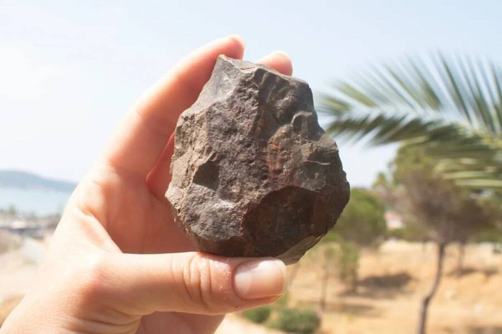 Từ lâu, giới sử học đã đưa ra giả thuyết rằng, con người thời tiền sử di cư sang châu Âu sau khi di chuyển từ châu Phi rồi đi về phía đông bắc qua Trung Đông, trước khi vòng trở lại về phía tây đến Balkan. Ảnh: Göknur, Kadriye, and Hande.