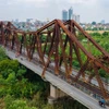Cầu Long Biên hư hỏng nghiêm trọng, phong tỏa để sửa chữa
