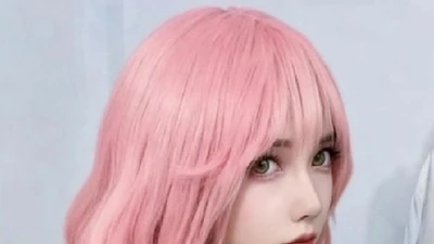 Anya Forger “đột biến” bản cosplay khiến fan đỏ mặt 