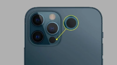 Lỗ tròn dưới camera iPhone Pro là gì khiến ai cũng tò mò?