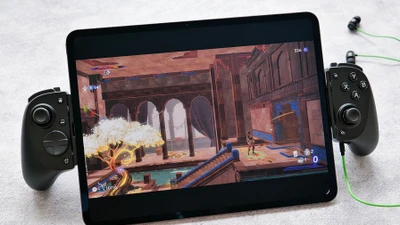 Razer Kishi V3 Pro XL tay cầm biến Pad thành máy chơi game console