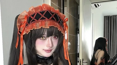 Cosplayer xinh đẹp khuấy đảo sự kiện Vietnam GameVerse