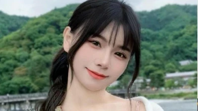 Nữ streamer từng nổi tiếng nhờ ngoại hình gợi cảm bất ngờ tuyên bố giải nghệ 