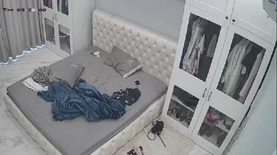 Lộ clip nhạy cảm từ camera trong nhà, phải làm sao?