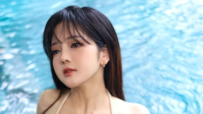 Nữ streamer xinh đẹp gây sốt vì một chi tiết "lạ mà quen"