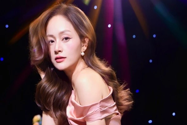 Tình duyên lận đận của diễn viên Lan Phương