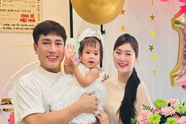 “Ngọc nữ phim giờ vàng THVL” Thanh Trúc đáp trả antifan