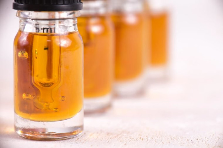 Bổ sung vitamin: Đây là chất dinh dưỡng cần thiết cho cơ thể, chống oxy hóa và giúp cho bạn bảo vệ tế bào, cải thiện sắc đẹp và trẻ trung hơn.