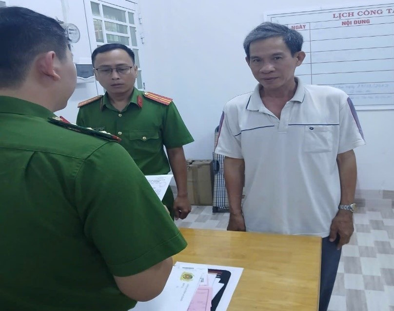 Đối tượng Võ Thanh Dũng tại cơ quan Công an.