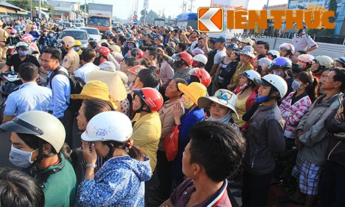 Clip đưa tiễn 6 nạn nhân vụ thảm sát ở Bình Phước