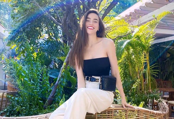 Học mỹ nhân 8X tuổi Tý dưỡng da, giữ dáng mãi tươi trẻ 