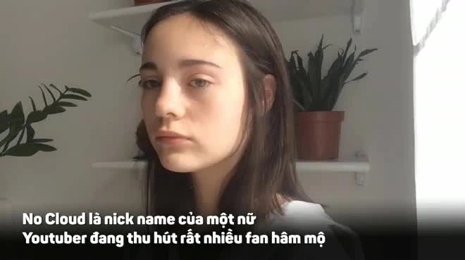 Video: Nhan sắc mặt mộc của hot girl triệu view nhờ hướng dẫn make up