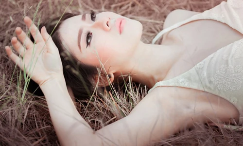 Fan ruột SLNA thả dáng “thiêu đốt” đồng cỏ